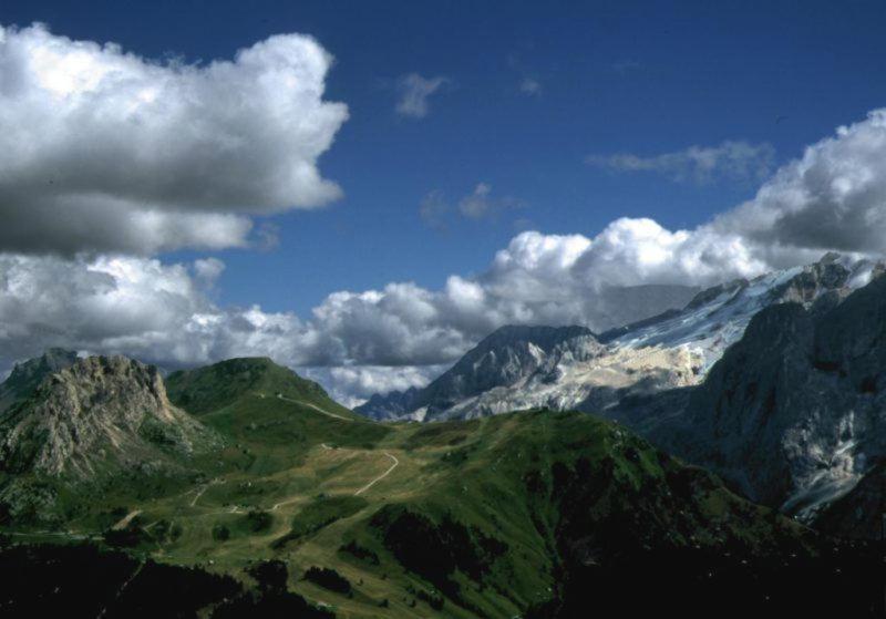 Hotel San Giovanni Vigo di Fassa Bagian luar foto