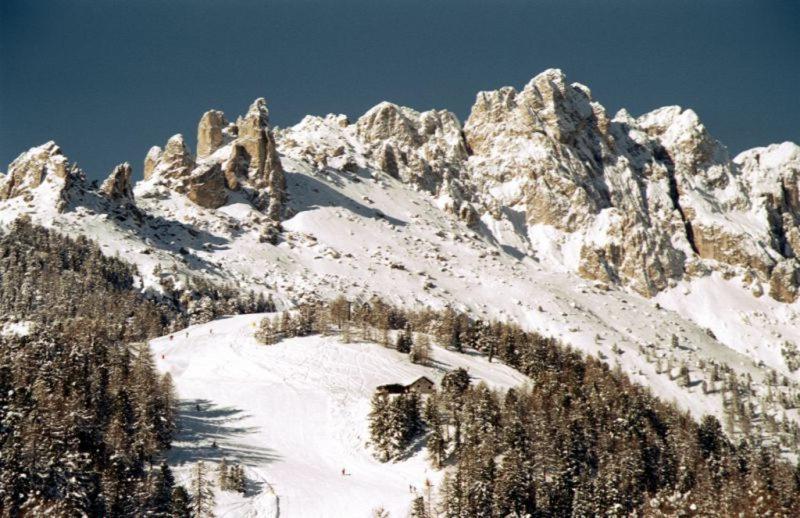 Hotel San Giovanni Vigo di Fassa Bagian luar foto