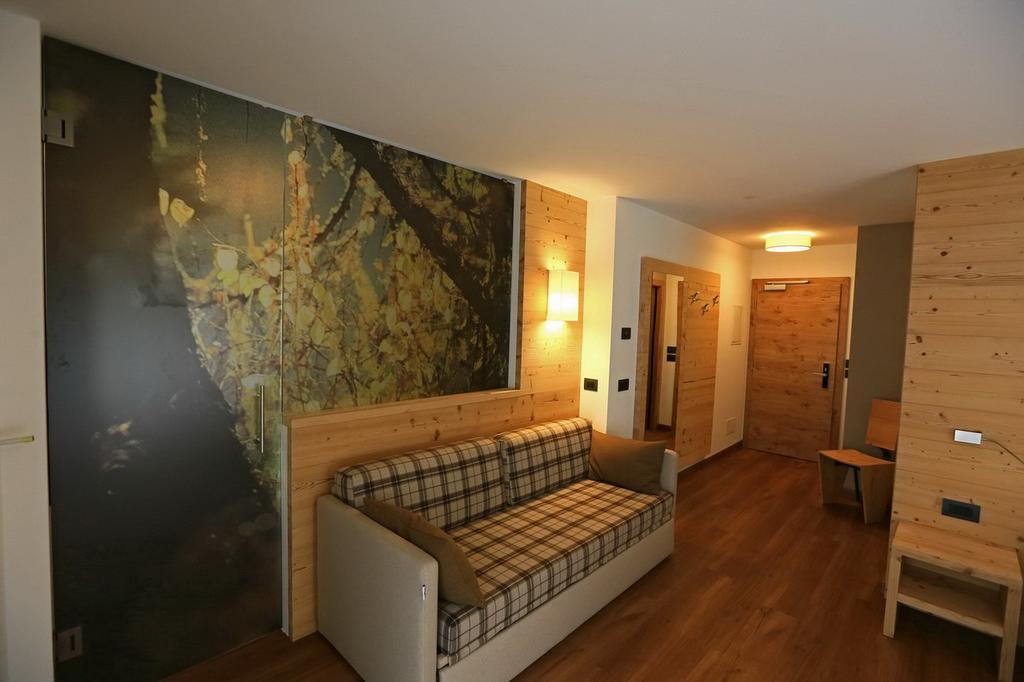 Hotel San Giovanni Vigo di Fassa Bagian luar foto