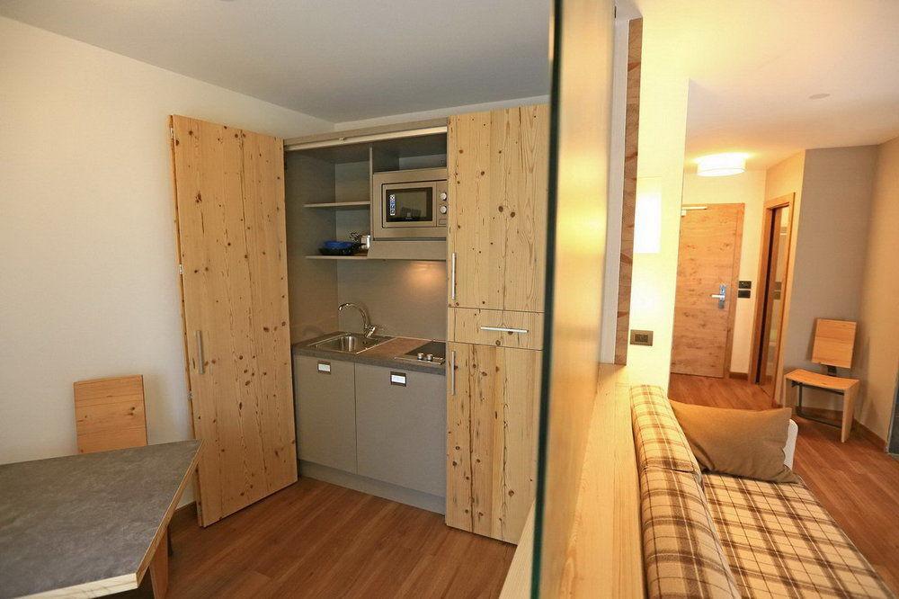 Hotel San Giovanni Vigo di Fassa Bagian luar foto